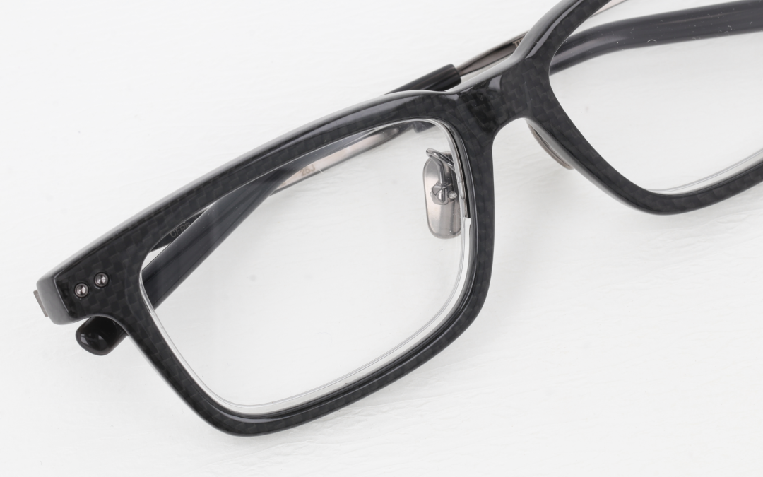 999.9新作フレームお値段なんと26万4千円